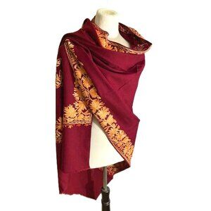 Gorgeous Kashmiri Aari embroidery shawl